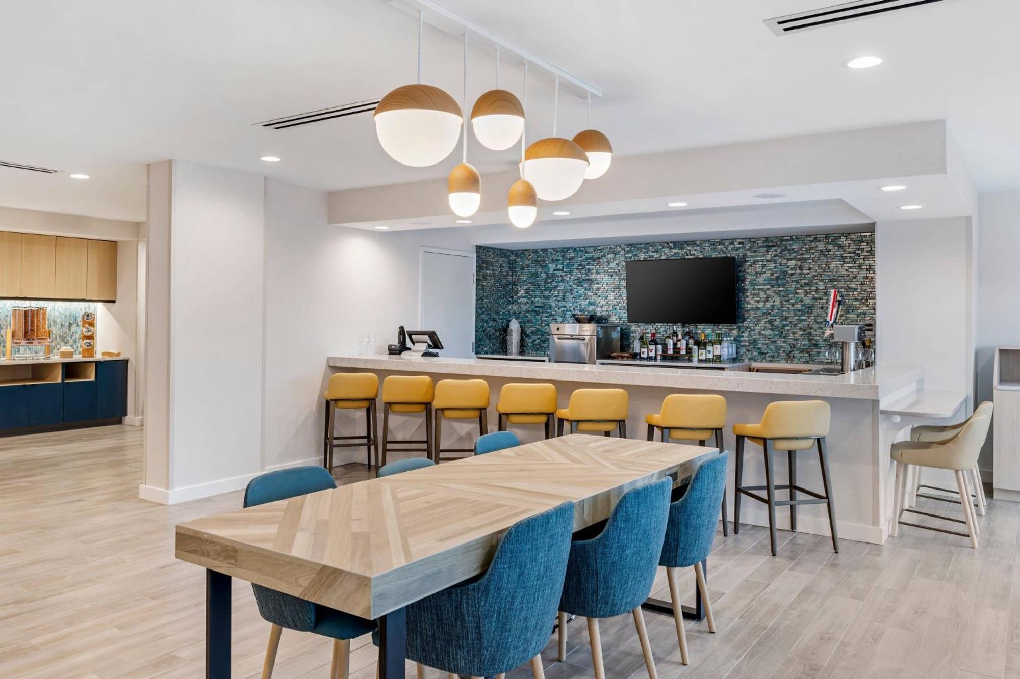 Towneplace Suites By Marriott Richmond Колониал Хайтс Екстериор снимка