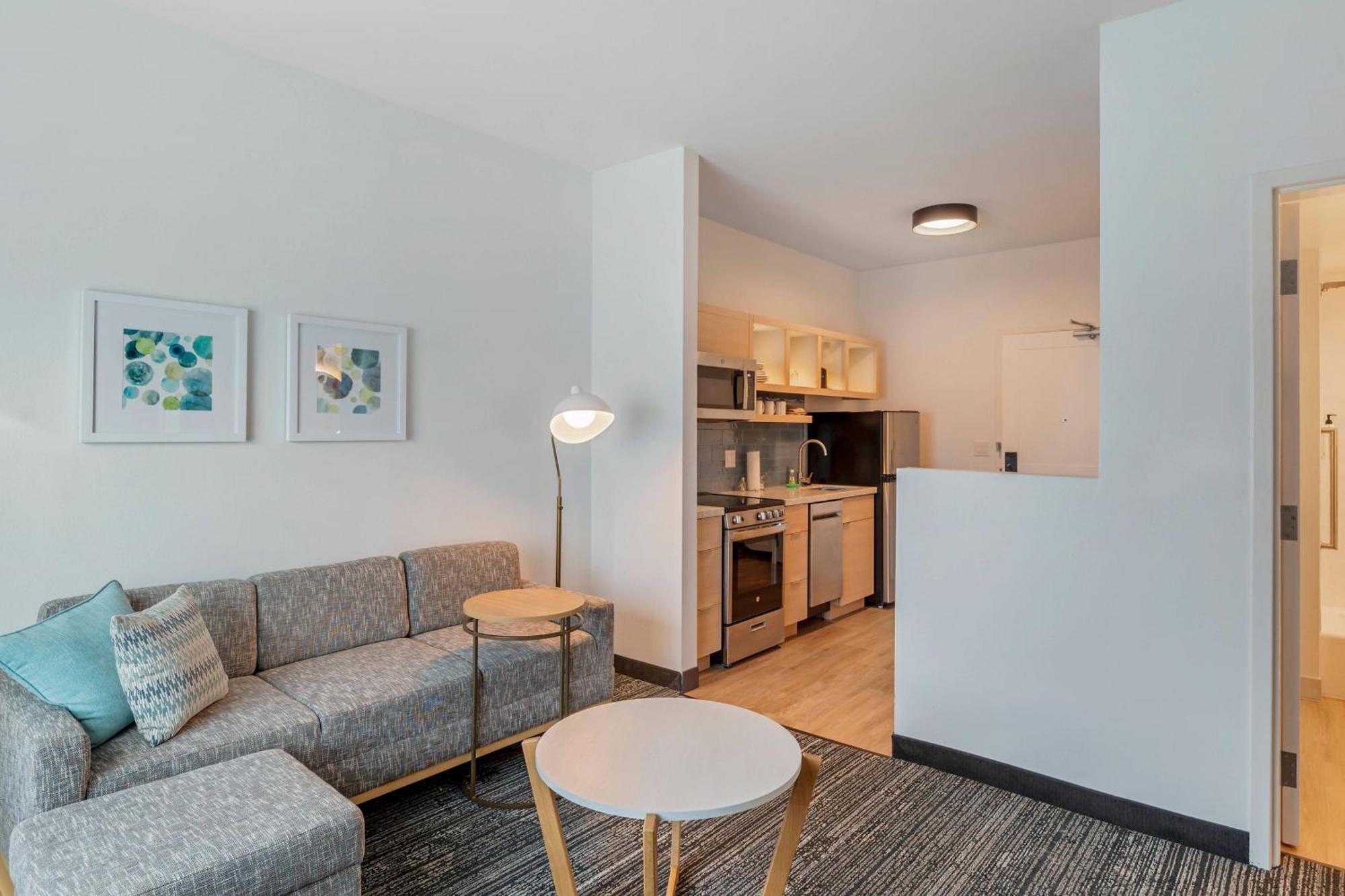 Towneplace Suites By Marriott Richmond Колониал Хайтс Екстериор снимка