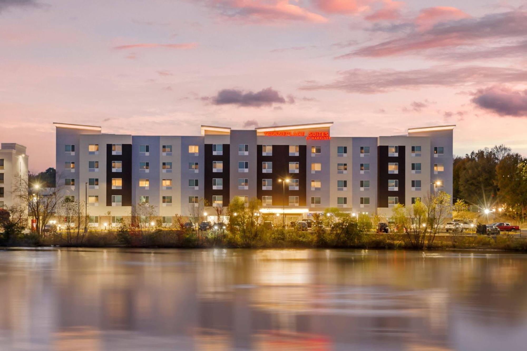Towneplace Suites By Marriott Richmond Колониал Хайтс Екстериор снимка