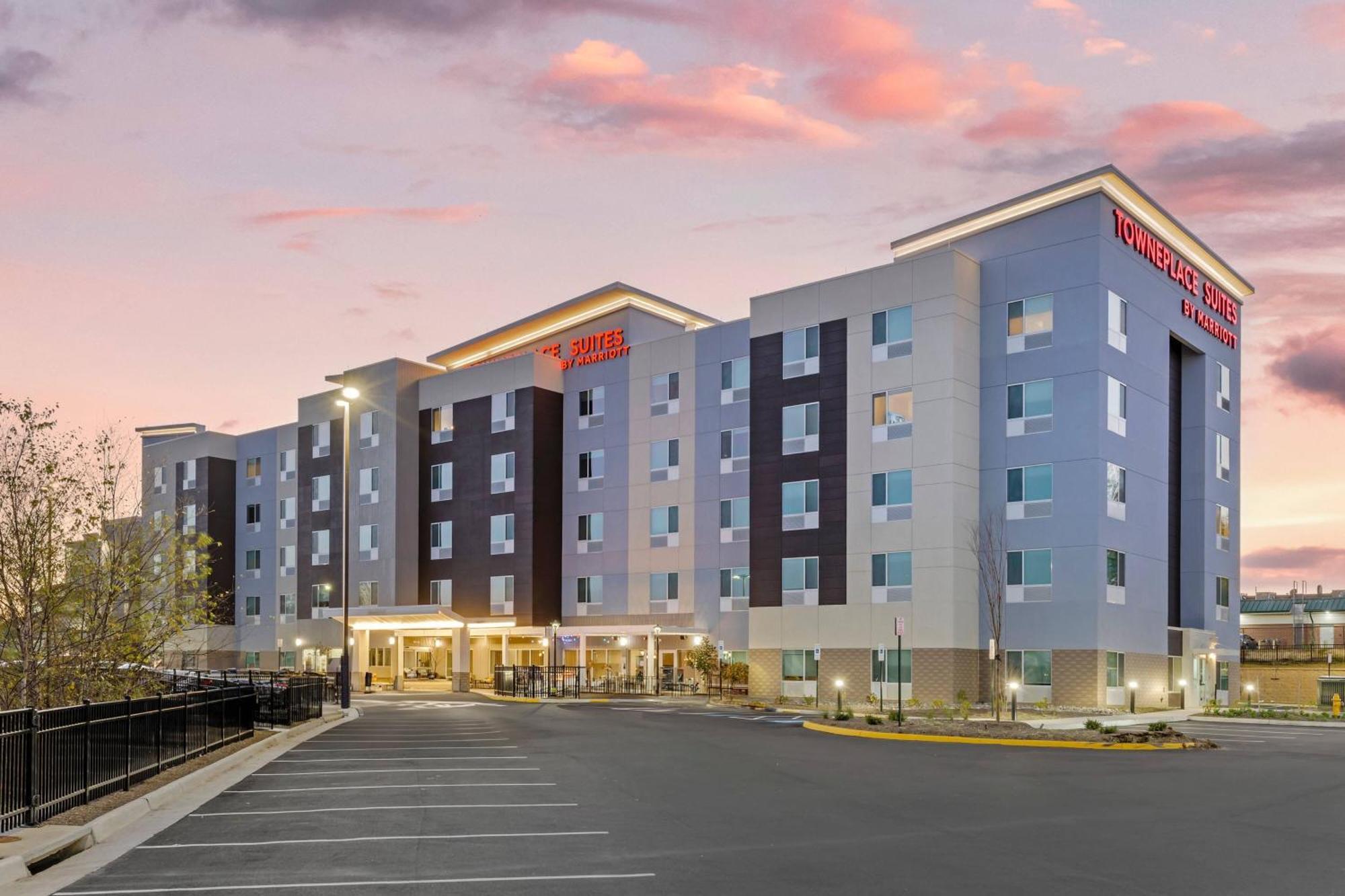 Towneplace Suites By Marriott Richmond Колониал Хайтс Екстериор снимка